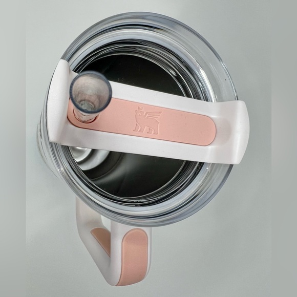 Stanley Pool Ombre 40 oz Quencher H2.0 FlowState Tumbler - Picture 5 of 8